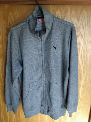 [ PUMA ] 새상품급 그레이 집업 자켓