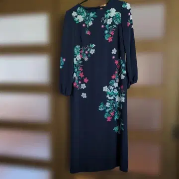 Suna Una 7부 소매 원피스 M 네이비 꽃무늬