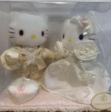 헬로키티 웨딩 인형 YUMI KATSURA