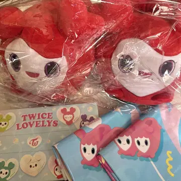 TWICE LOVELYS 봉제 인형 슬리퍼 채영 쇼핑백 2개 티슈