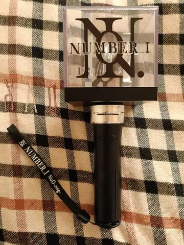 NUMBER_i 응원봉