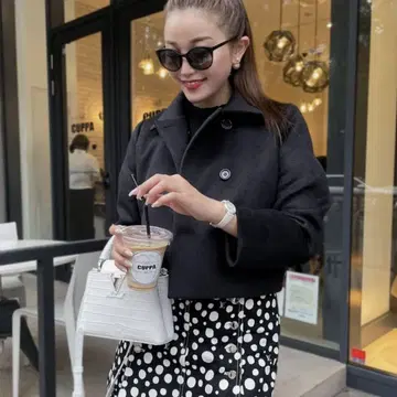 셰리에 sheller 스프링 숏코트