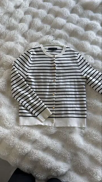 ZARA 스트라이프 니트 가디건 긴팔
