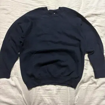 [ 새상품급 ] 러셀 네이비 맨투맨 XL