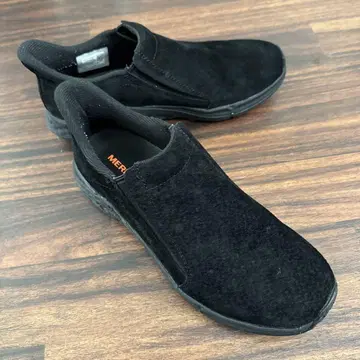 MERRELL 블랙 스웨이드 슬립온