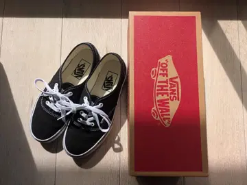 VANS 오센틱 스니커즈