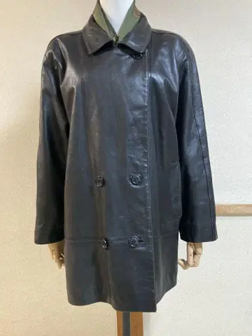 블랙 가죽 더블 하프 코트