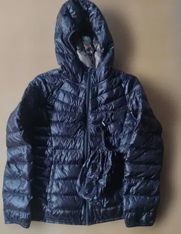 유니클로 후드 부착 다운 자켓 다크 브라운