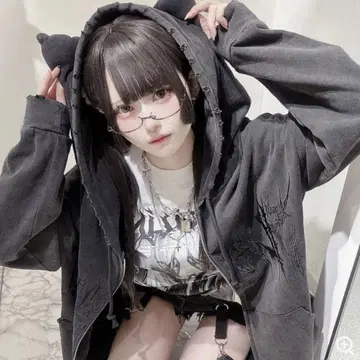 VOLCAN&APHRODITE 고양이 귀 피그먼트 후드티 블랙 M 사이즈