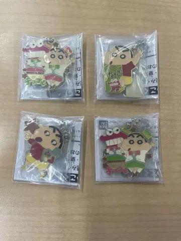 짱구는 못말려(크레용 신짱) 초코비 메탈릭 참 키링 4개 세트