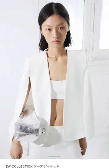 택 포함 미사용 새상품 ZARA 화이트 노카라 자켓 S
