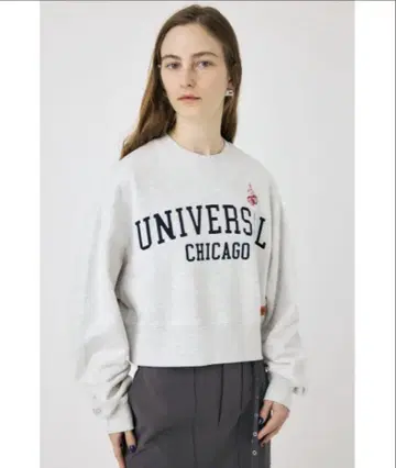 MOUSSY UOM SWEAT 풀오버