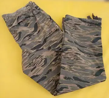 GAP 카모플라쥬 카고 팬츠 다중 포켓