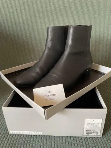 유나이티드 애로우즈 블랙 가죽 지퍼 부츠 24.5cm