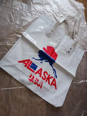 ALASKA USA 로고 토트백 화이트