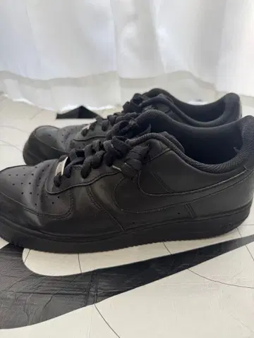 에어포스 스니커즈/블랙