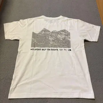 THE NORTH FACE 반팔 티셔츠
