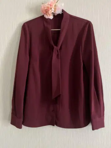 핑키&다이앤 버건디 보타이 리본 포함 긴팔 블라우스 size 38