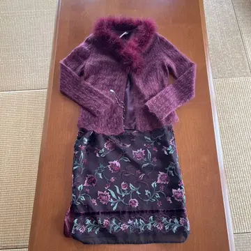 로페 ROPE 모헤어 가디건 스커트 목걸이 보르도 컬러