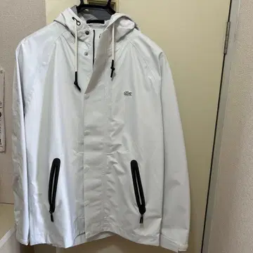 Lacoste 후드 부착 화이트 자켓