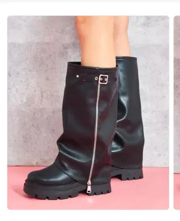 지퍼 달린 블랙 롱 부츠