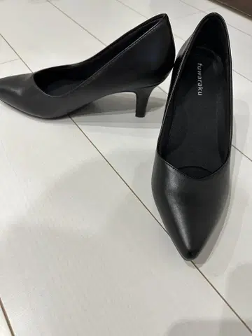 fuwaraku 후와라쿠 블랙 스틸레토 펌프스 23cm