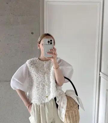 [ 새상품급 ] girlish 가리쉬 테리아 자켓 화이트 흰색