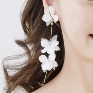 annan wedding 꽃잎 귀찌