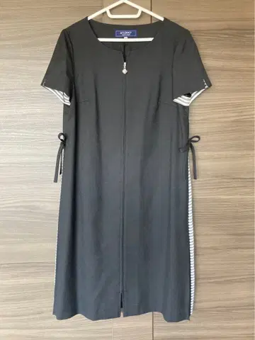 M's Gracy 블랙 원피스 반팔