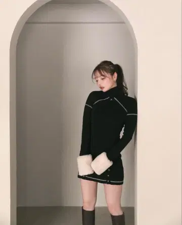 ANDMARY 쿠인 퍼 미니 드레스