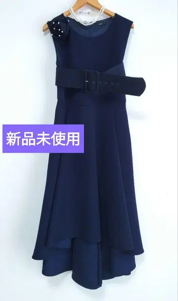 GIRL 네이비 플레어 드레스 벨트 펄 코사지