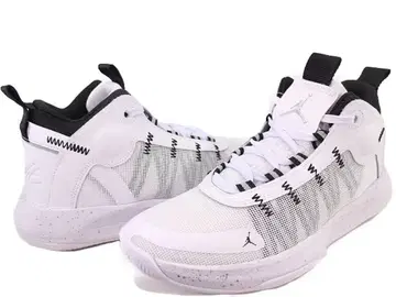 JORDAN JUMPMAN 27.5cm 작게 나옴