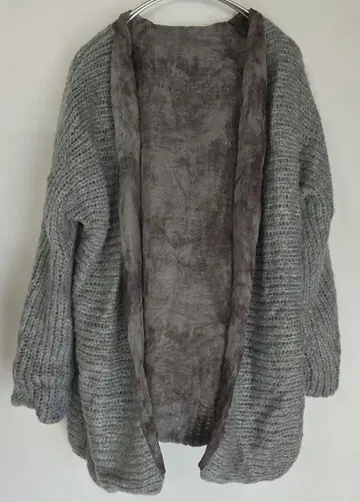 BEARDSLEY 그레이 니트 가디건 실크 경량 소재 y31