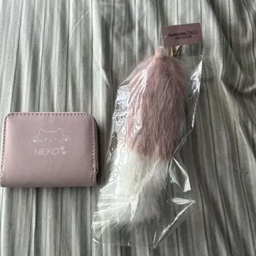 NEKO 고양이 모티브 지갑과 퍼 참 세트