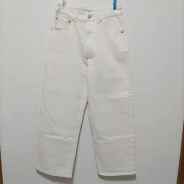 COHINA 화이트 스트레이트 데님