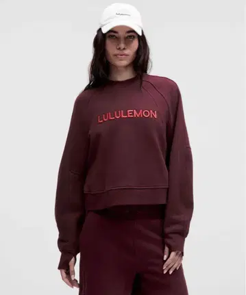 새상품 LULULEMON 버건디 크롭 맨투맨 S/XS