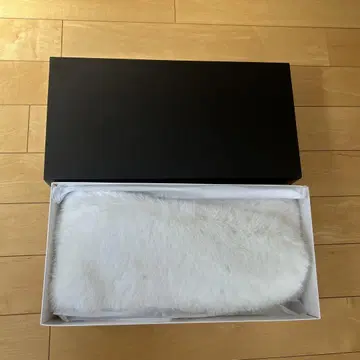 화이트 퍼 기모노 숄