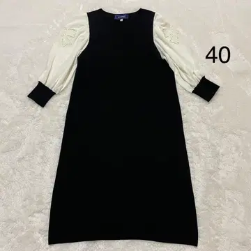 2022년 엠즈 그레이시 까멜리아 컷워크 니트 원피스 40