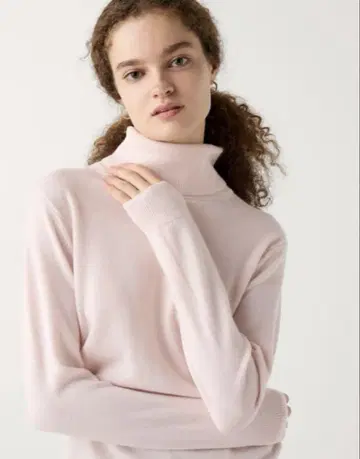 새상품급 UNIQLO 유니클로 캐시미어 터틀넥 스웨터 M 사이즈 핑크