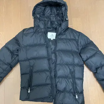PYRENEX 블랙 다운 자켓 S 사이즈