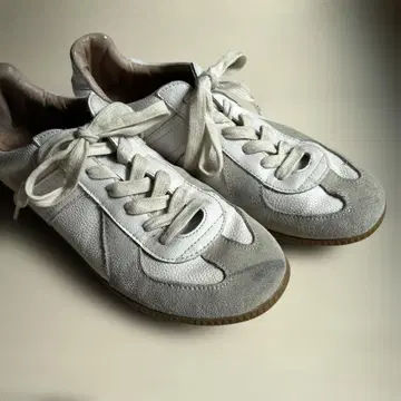 GERMAN TRAINER REPRODUCTED