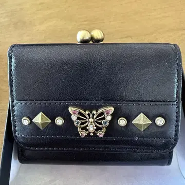 ANNA SUI 안나수이 블랙 지갑 스터드 나비