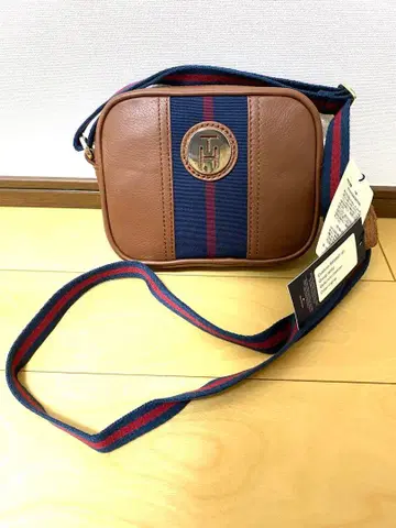 타미힐피거 숄더백 소가죽 택 포함 미사용 새상품