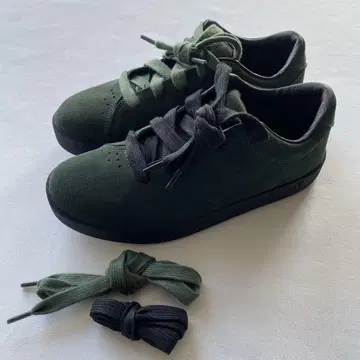 AREth I lace dark moss 그린 스니커즈