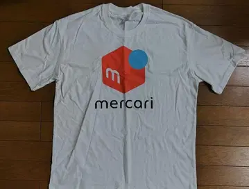 메루카리? mercari? 기업 로고 기업 콜라보.