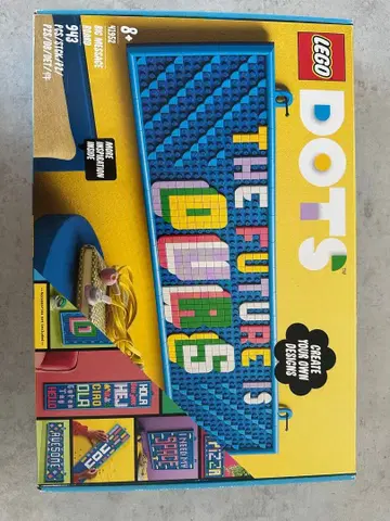 LEGO DOTS
