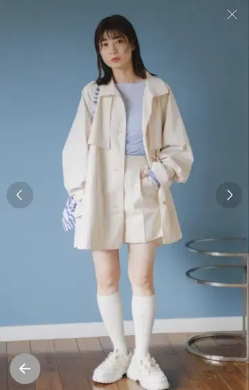 백 개더 트렌치코트