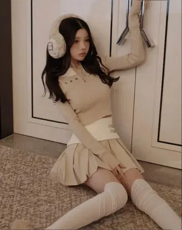택 포함 새상품 다리치 DARICH 니트 셋업 베이지