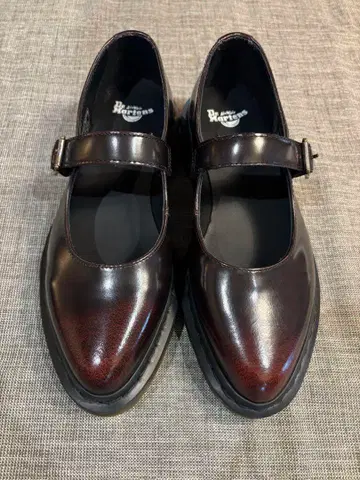 새상품급 38 다크 브라운 메리 제인 로퍼