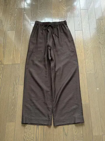 [새상품급] 뷰티 앤 유스 드로스트 이지 팬츠 size S